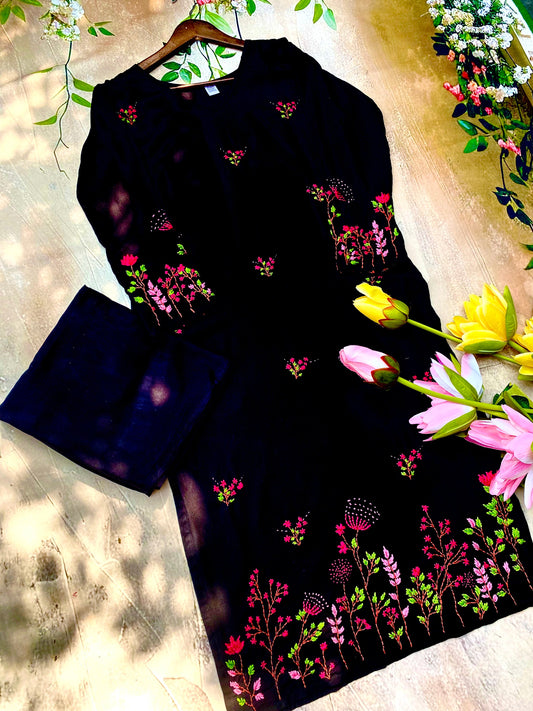 Heer Rang Kurta Set in Black