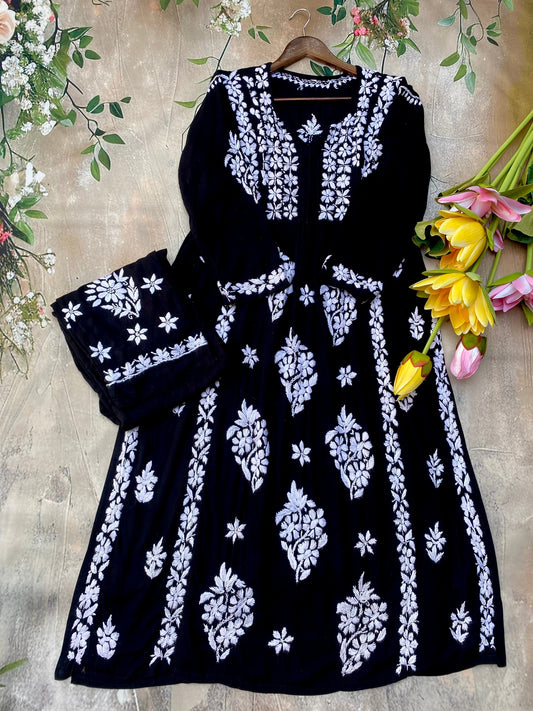 Khubsurat Nayera Cut Set