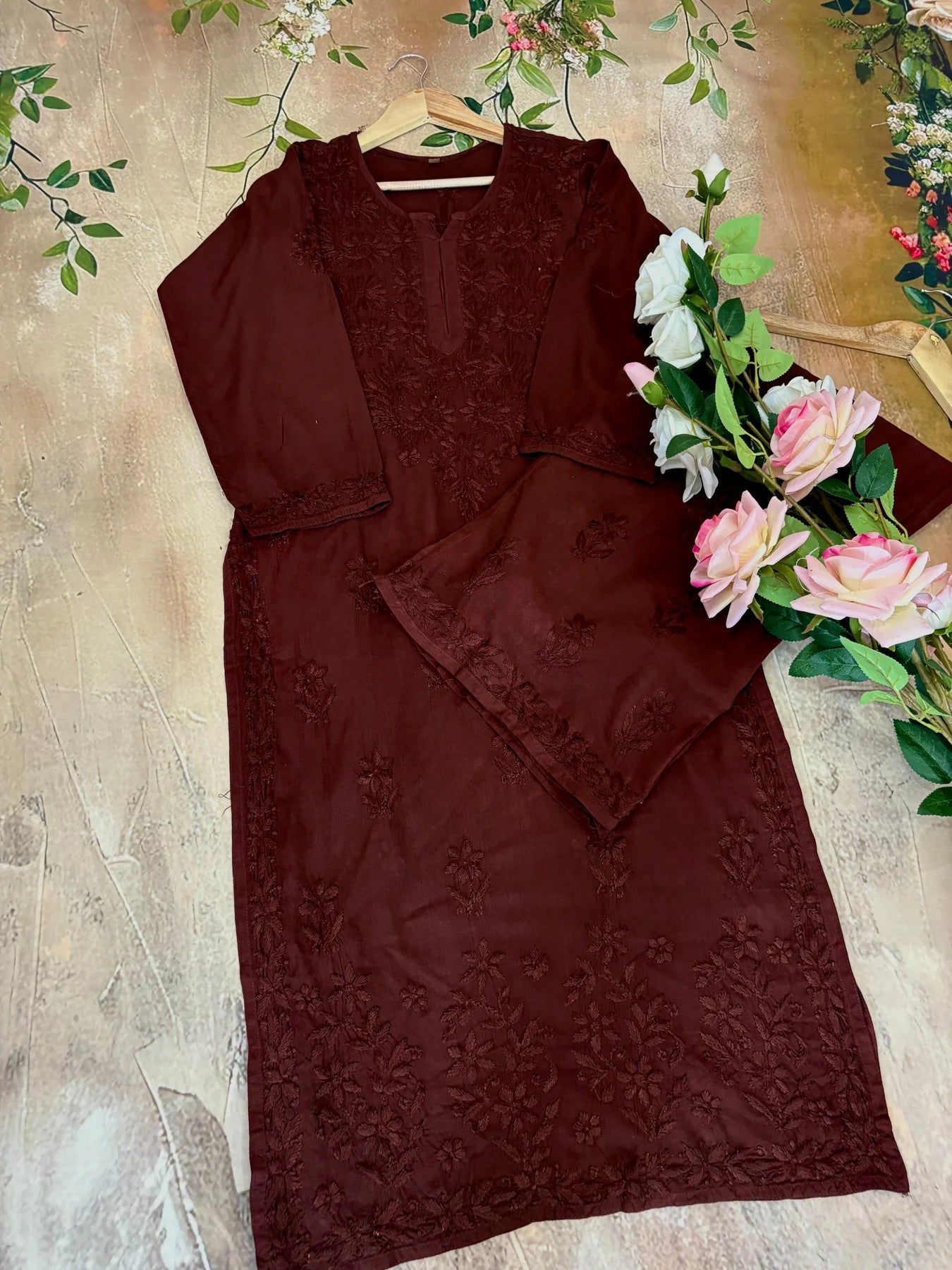 Moah Authentic Lucknowi Kurta Set