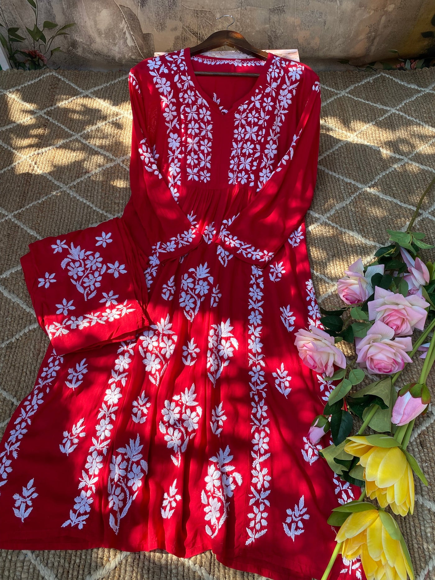 Khubsurat Nayera Cut Set