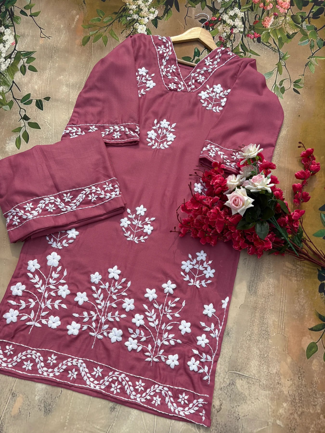 Aisha Authentic Lucknowi kurta Palazzo Set