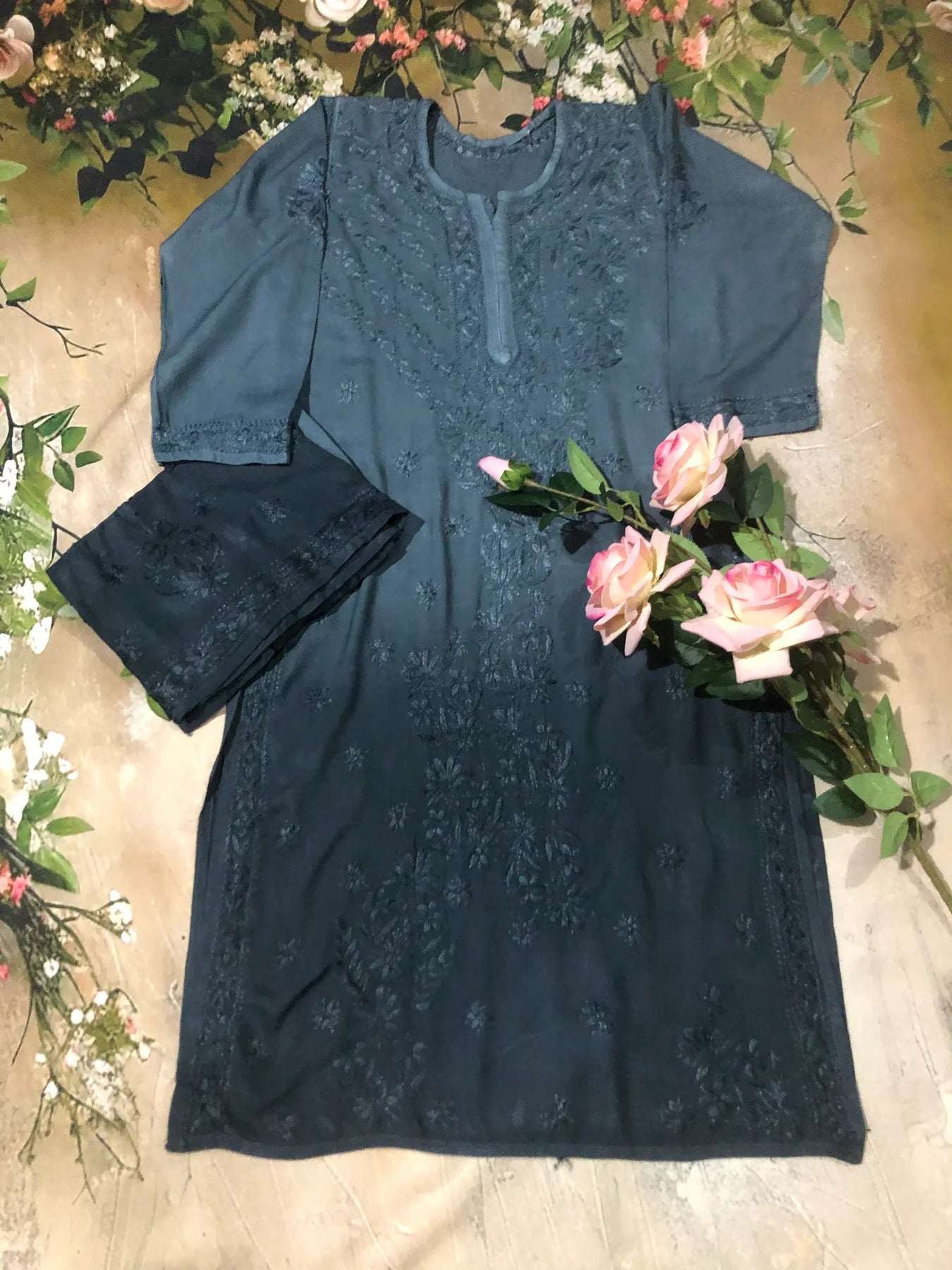 Roohaniyat Ombere Kurta Set