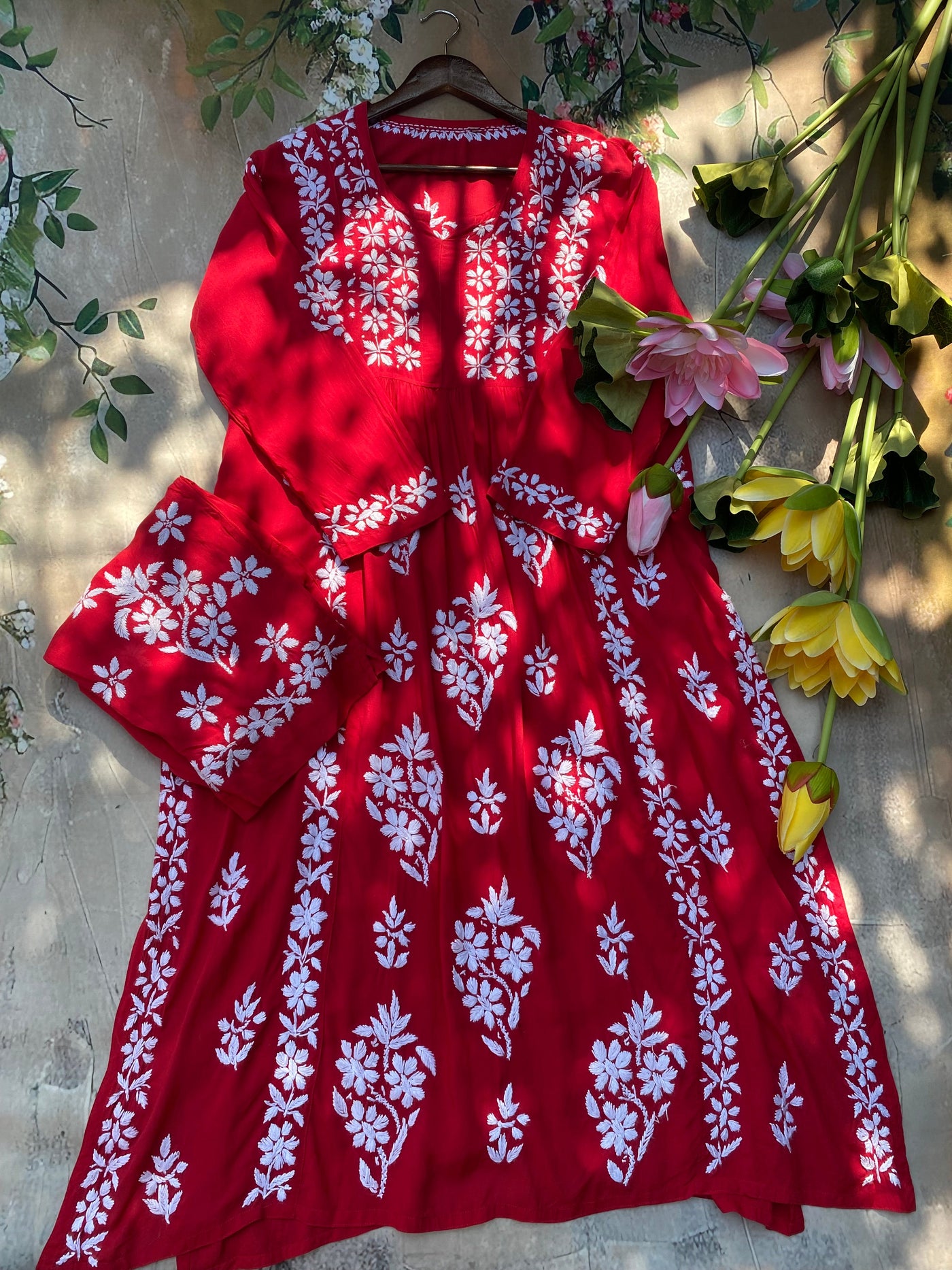 Khubsurat Nayera Cut Set