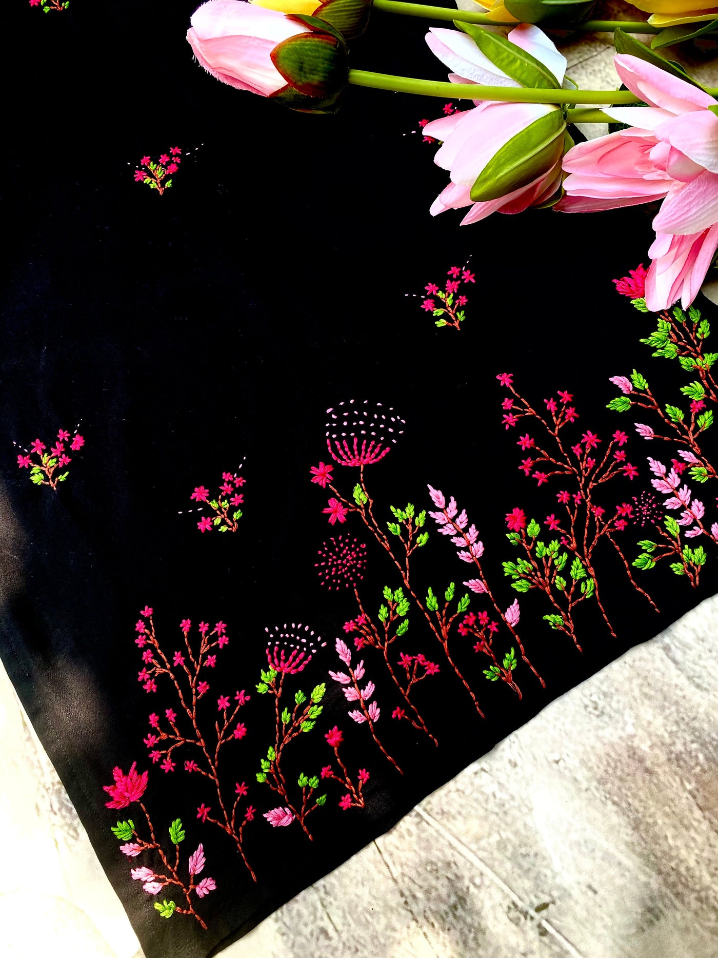 Heer Rang Kurta Set in Black