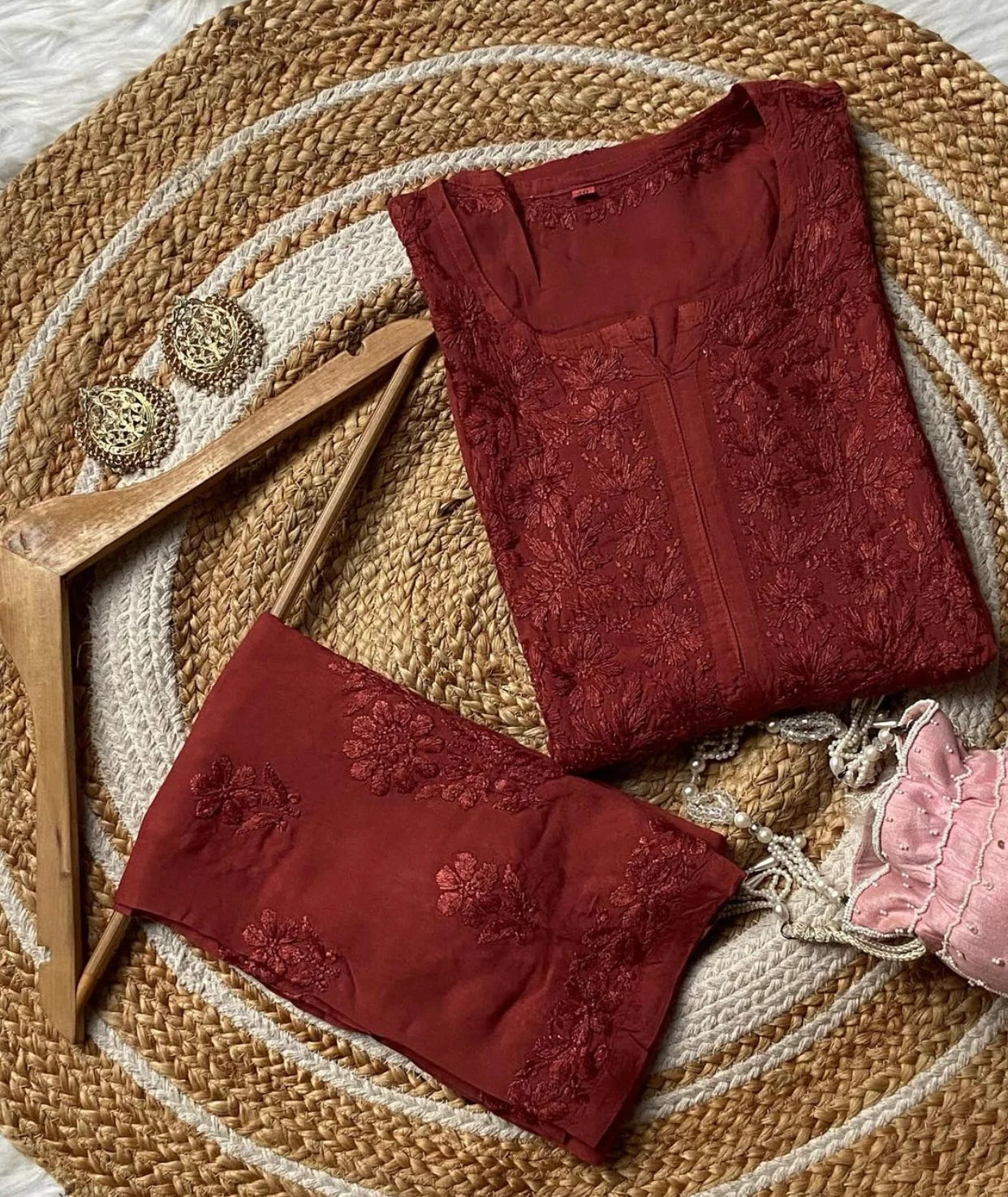 Moah Authentic Lucknowi Kurta Set