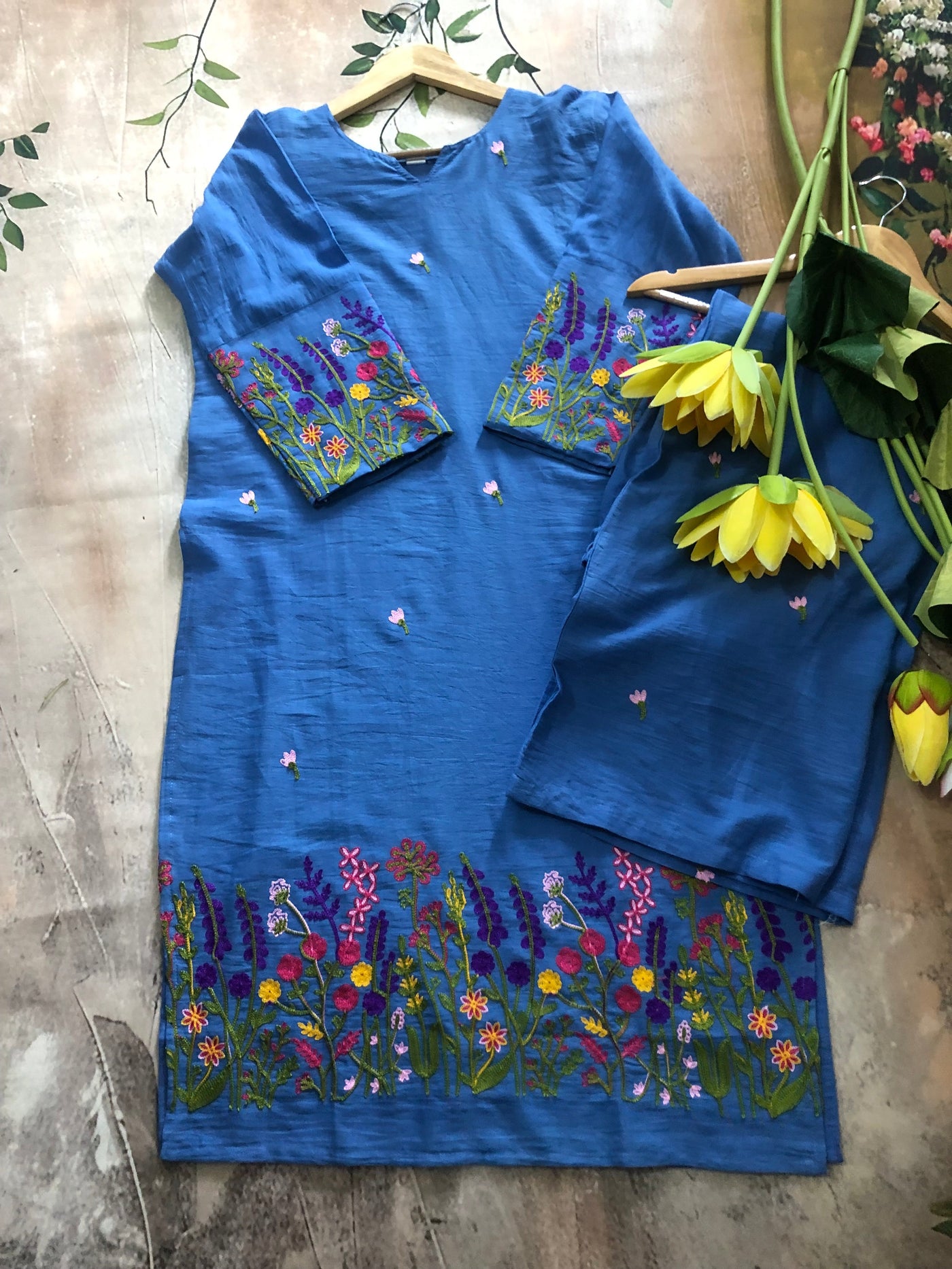 Ishq-e-Rang  Kurta Set